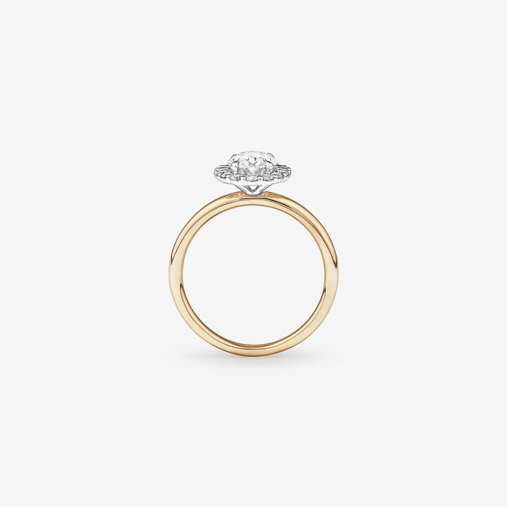Stunning 1.5 CT Oval Moissanite Engagement Ring with Halo Design 2
