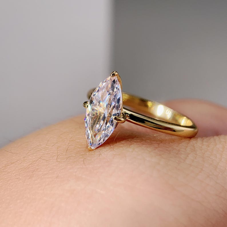 Stunning 2.0 CT Marquise Moissanite Engagement Ring with Solitaire Design 4