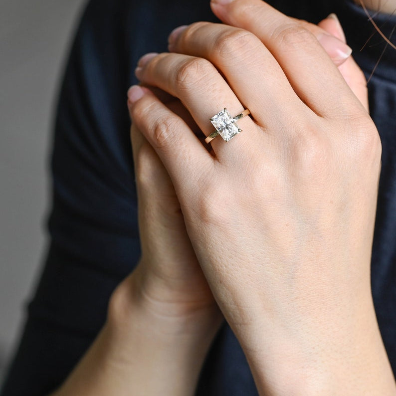 Stunning 1.5 - 2.5 CT Radiant Moissanite Engagement Ring with Pave & Hidden Halo Design 2