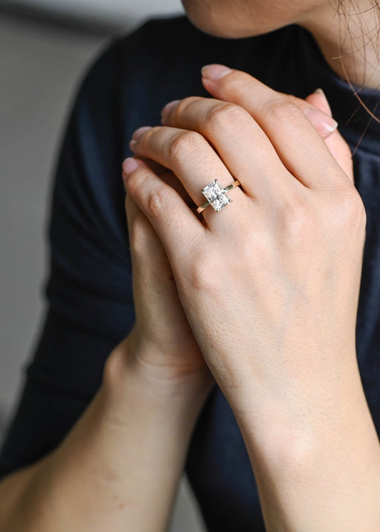 Stunning 1.5 - 2.5 CT Radiant Moissanite Engagement Ring with Pave & Hidden Halo Design 2