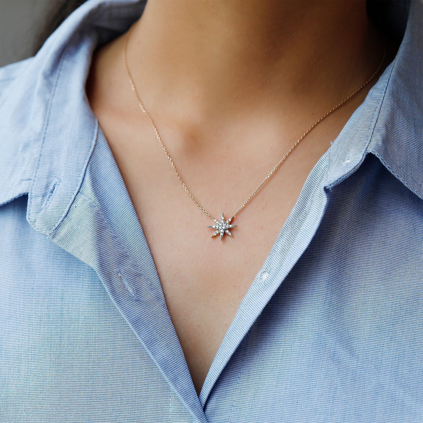 0.30 TCW Round Moissanite Diamond Star Pendant Necklace in Solid Gold 3
