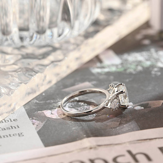Stunning 2.0 CT Oval Moissanite Engagement Ring with Cluster Design 2
