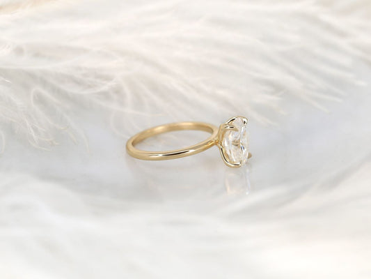 Stunning 2.5 CT Oval Moissanite Engagement Ring with Solitaire Design 2
