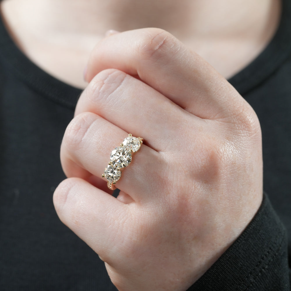 Stunning 0.50-1.50 CT Round Moissanite Engagement Ring With Three Stone & Hidden Halo Design 4