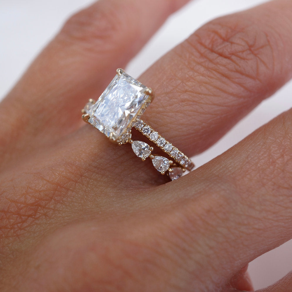 Stunning 0.4 TCW Pear Moissanite Stone in Half Eternity Wedding Bands 3