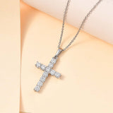 Round Cut Cubic Zirconia in 925 Sterling Silver Necklace 3