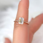 Stunning 1.75 CT Emerald Moissanite Engagement Ring with Solitaire Design 8