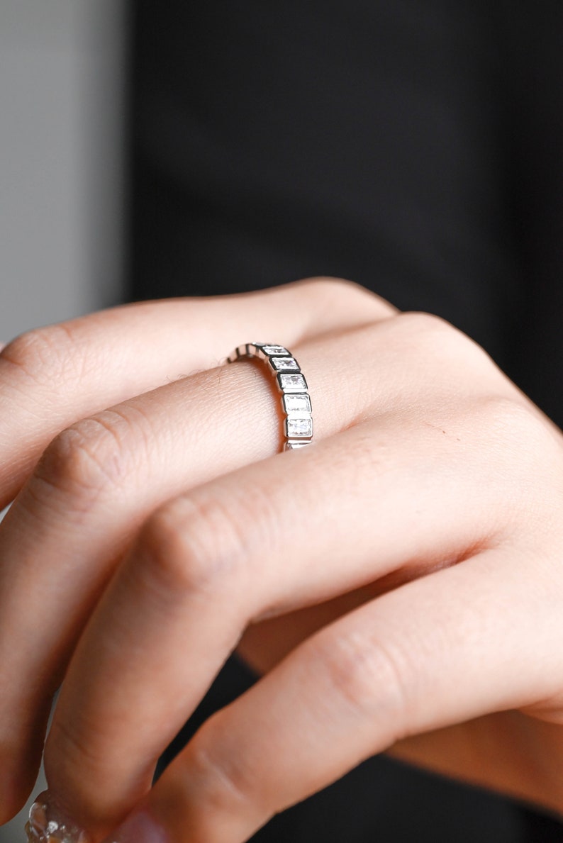 Stunning 0.5 TCW Radiant Moissanite Stones Full Eternity Wedding Band 2