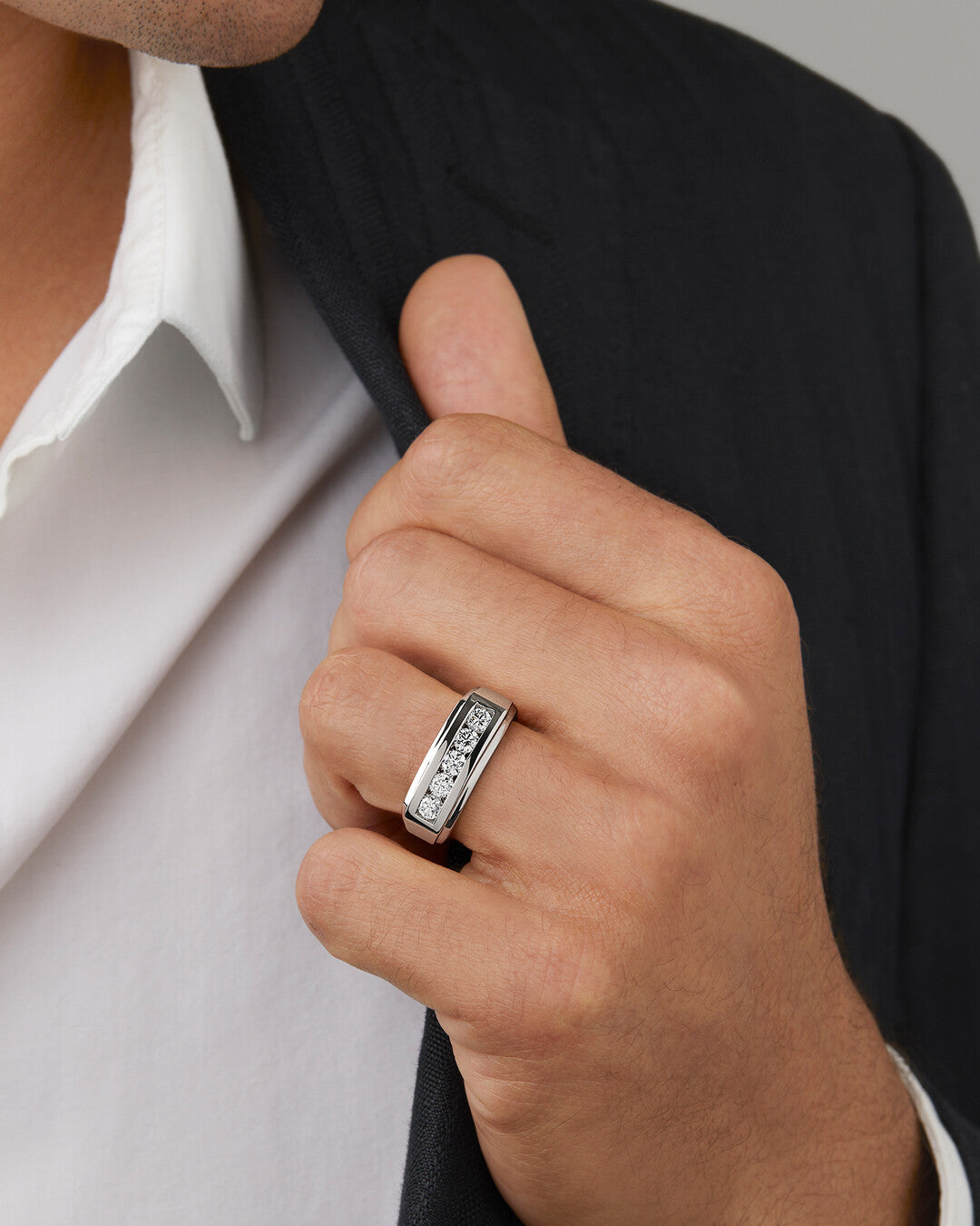 0.90 TCW Round Moissanite Five Stone Men's Wedding Band in Solid Gold 3