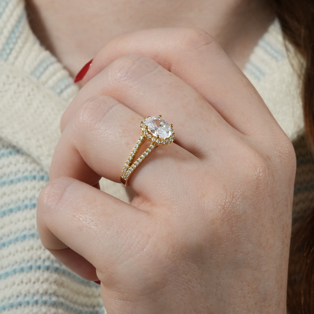 Stunning 1.0- 2.0 CT Round Moissanite Engagement Ring with Halo & Split Shank Design 8