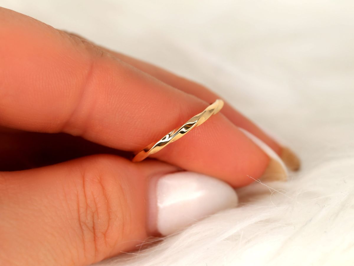 Stunning Twisted Wedding Bands 1