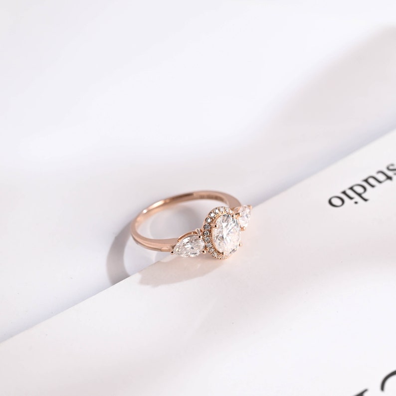 Stunning 1.0 - 2.0 CT Oval Moissanite Engagement Ring with Three Stone & Halo Design 7