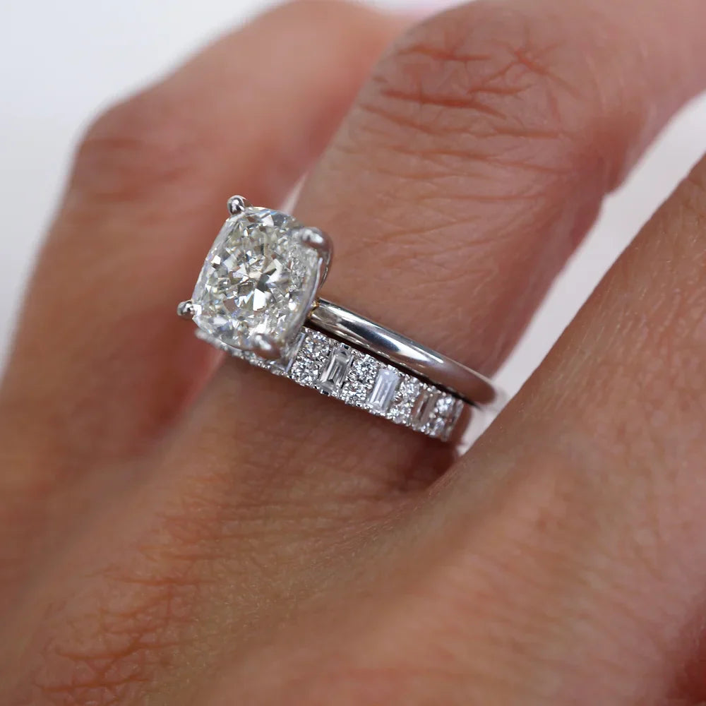 Classic Stunning 0.40 TCW Round & Baguette Moissanite Stones Cluster Wedding Bands 4