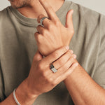 Link Pattern Textured Signet Men's Wedding Band in Solid Gold 3