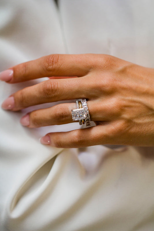 Radiant Cut Solitaire Style Cubic Zirconia in 925 Sterling Silver Ring 1