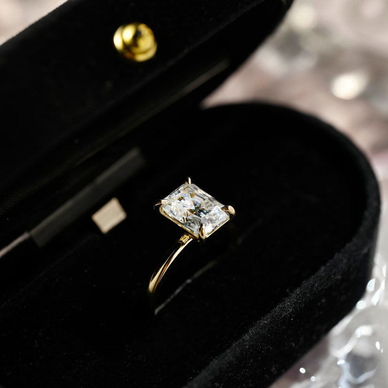 Stunning 3.0 CT Radiant Moissanite Engagement Ring with Solitaire Design 6