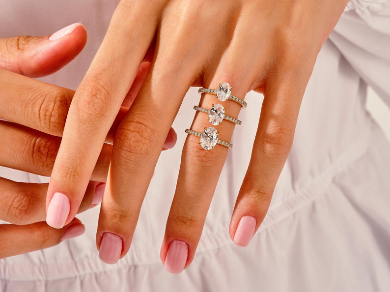 1.50 CT Oval Cut Moissanite Pave Bridal Ring Set with Curved Wedding Bands 5
