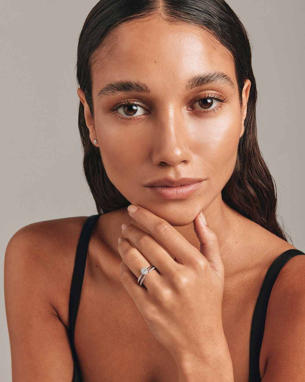 Stunning 0.3 CT Oval Moissanite Engagement Ring In Halo Design 6