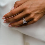 Oval Cut Cubic Zirconia in 925 Sterling Silver Ring 4