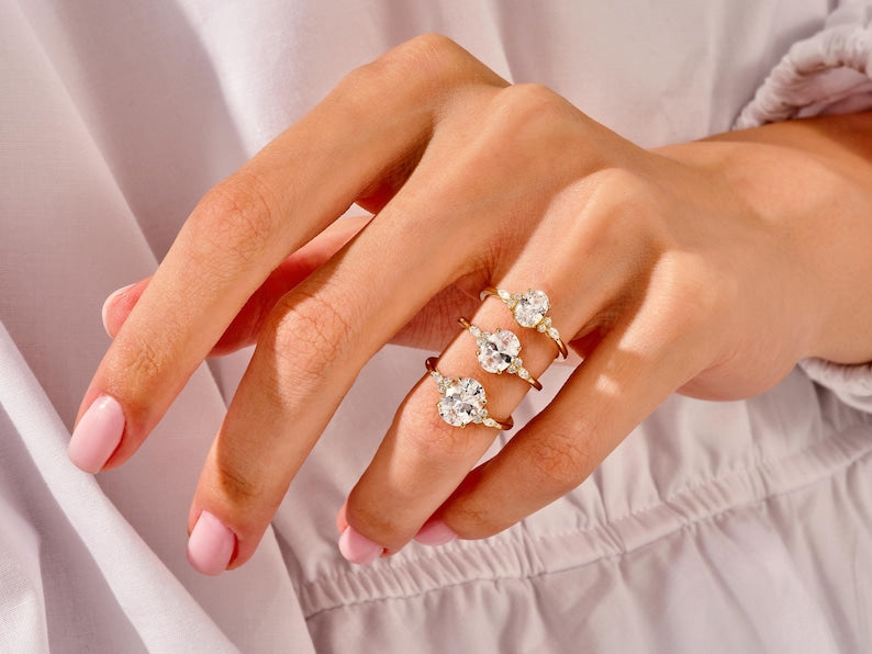 Stunning 1.50 CT Oval Moissanite Engagement Ring with Cluster Design 5