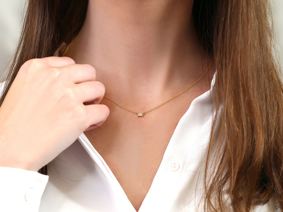 0.30 CT Baguette Moissanite Diamond Solitaire Pendant Necklace in Solid Gold 6