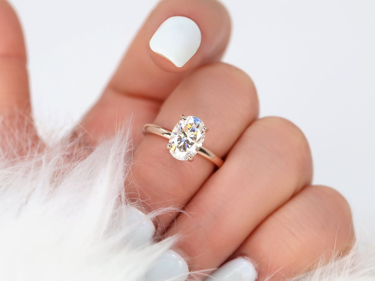 Stunning 2.5 CT Oval Moissanite Engagement Ring with Solitaire Design 5