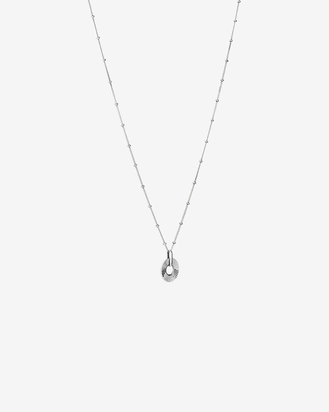 Round Cut Cubic Zirconia in 925 Sterling Silver Necklace 4