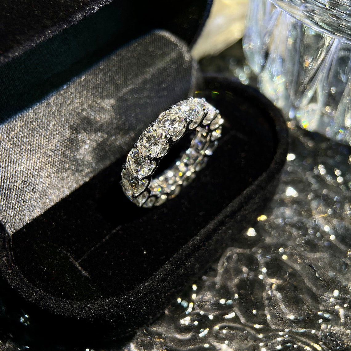 Stunning 2.0 CT Round Moissanite Stones Wedding Bands 6