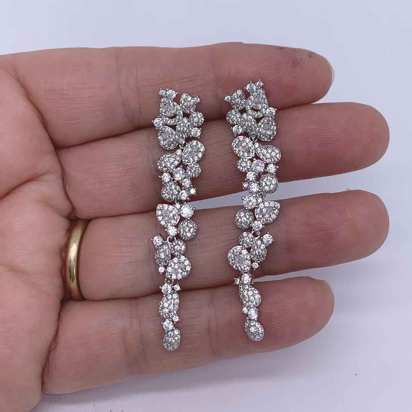 Round Cut Cubic Zirconia in 925 Sterling Silver Earrings 4