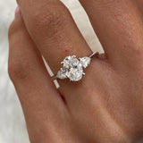 Stunning 1.0 CT Oval Moissanite Engagement Ring with Three Stone Design 9