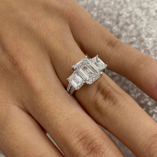 Stunning 3.0 CT Emerald Moissanite Engagement Ring with Three Stone Design 2