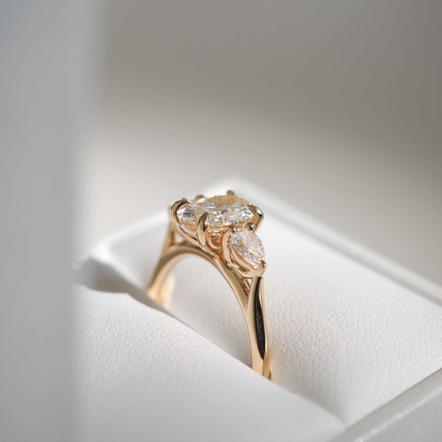 Stunning 1.30 CT Oval Moissanite Engagement Ring with Three Stone Design 2