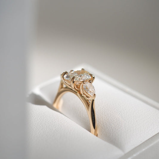 Stunning 1.30 CT Oval Moissanite Engagement Ring with Three Stone Design 2