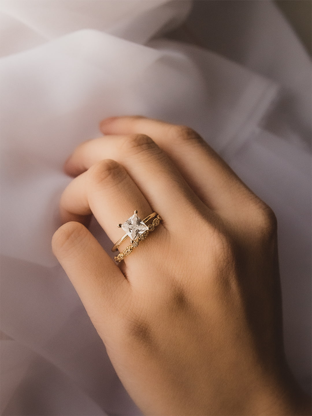 Stunning 1 CT Princess Moissanite Engagement Ring With Solitaire Design 8