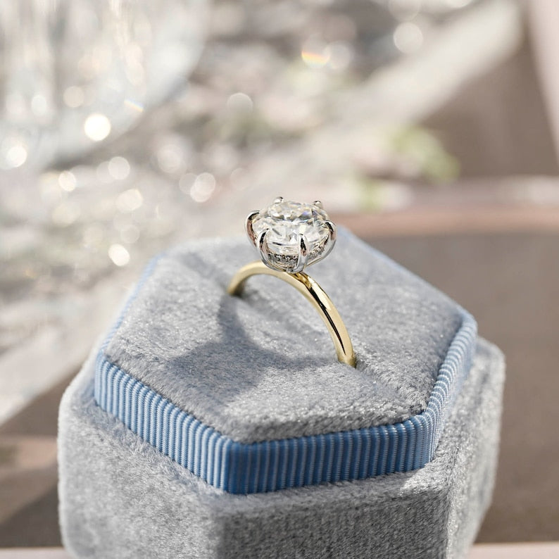 Stunning 2.5 CT Round Moissanite Engagement Ring with Hidden Halo Design 9