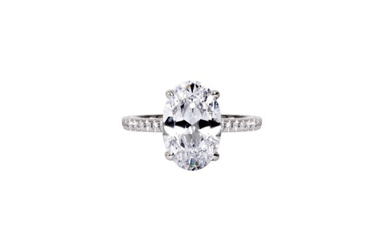 Round Cut Solitaire Style Cubic Zirconia in 925 Sterling Silver Ring 2