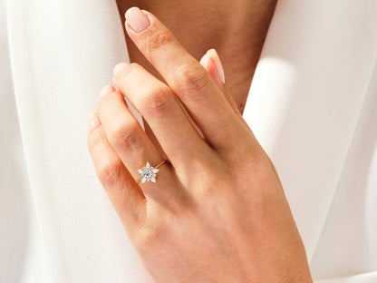 Stunning 0.25 CT Round Moissanite Engagement Ring with Floral Design 8