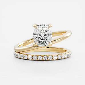 Stunning 1.5-2.5 CT Elongated Cushion Moissanite Engagement Ring with Solitaire & Double Band Design