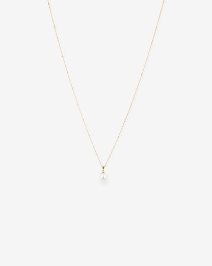Round Cut Cubic Zirconia in 925 Sterling Silver Necklace 1