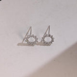 0.50 TCW Round Cut Moissanite Flower Shape Earrings in Gold 3
