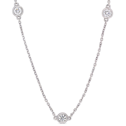 Round Cut Cubic Zirconia in 925 Sterling Silver Necklace 1