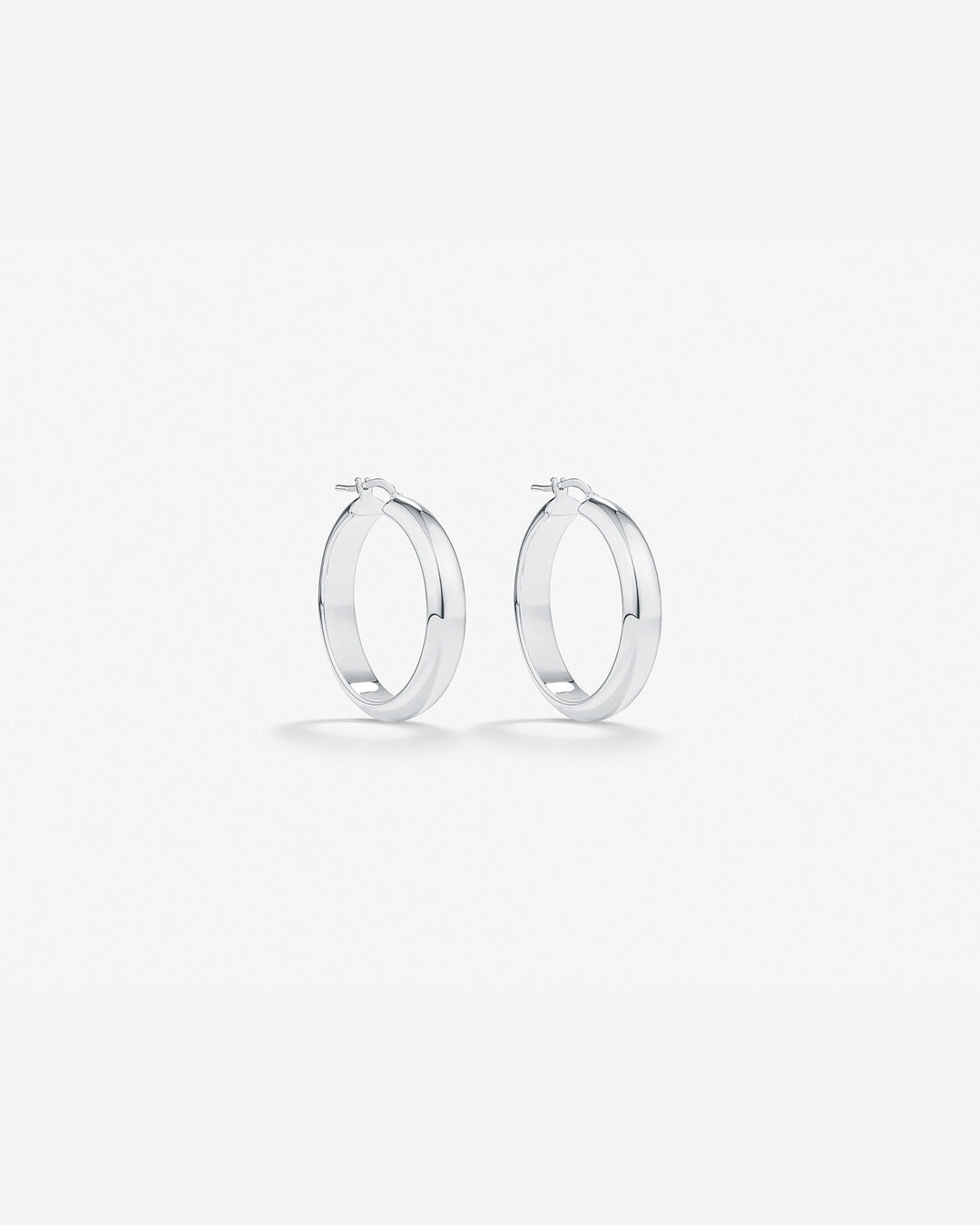 Round Cut Cubic Zirconia in 925 Sterling Silver Earrings 1