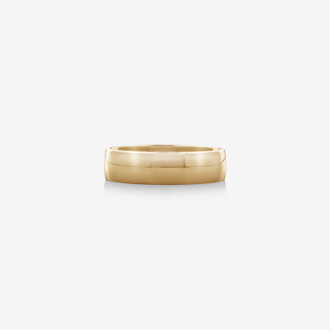 Classic Curved  Men's Wedding Band in Solid Gold 1