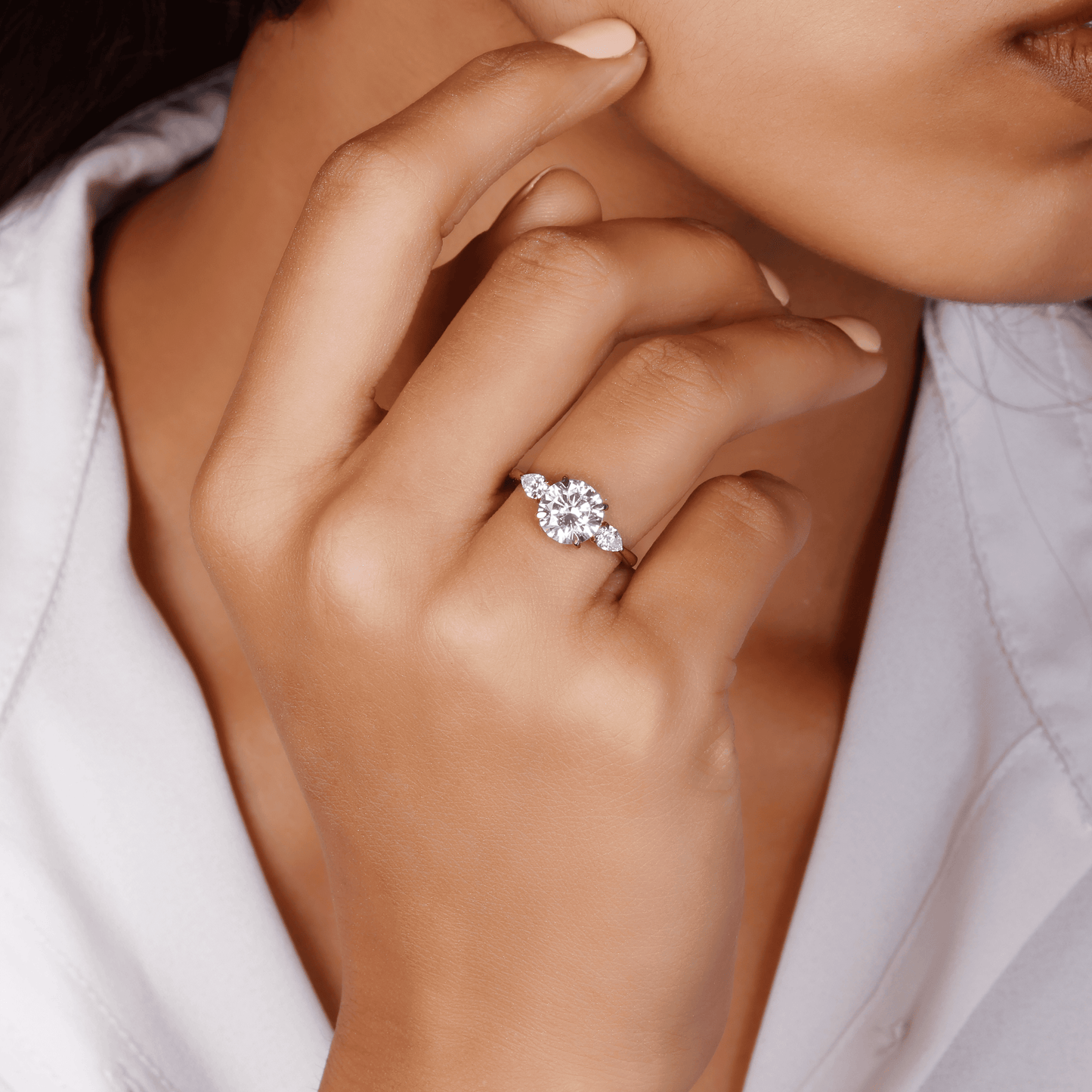 Stunning 2.0 CT Round Moissanite Engagement Ring with Three Stone Design 2