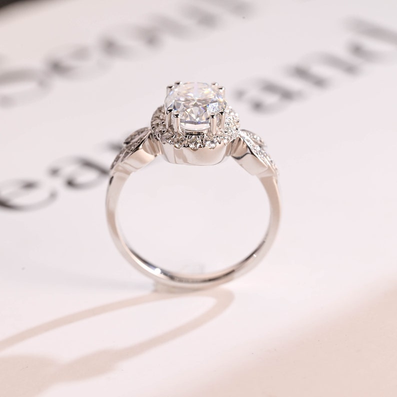 Stunning 1.0 - 2.0 CT Oval Moissanite Engagement Ring with Cluster Design 9