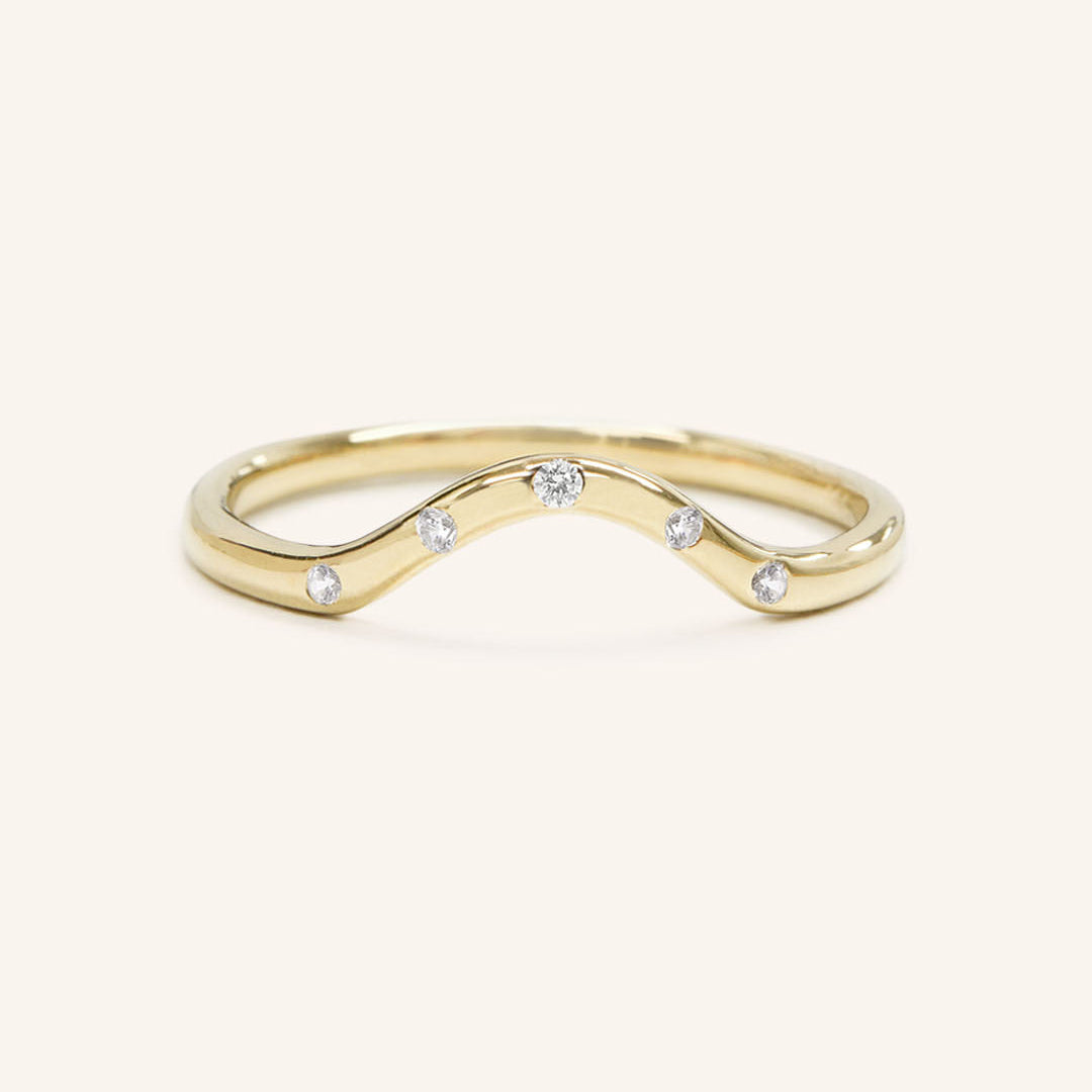 Stunning 0.1  TCW Round Moissanite Stones Curved Wedding Bands 1