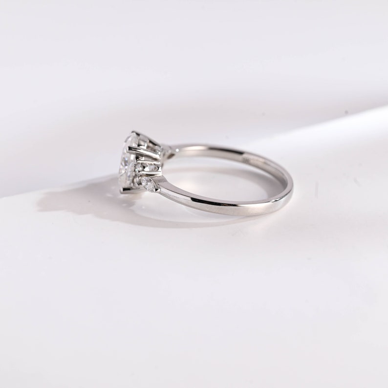 Stunning 1.0 - 2.0 CT Oval Moissanite Engagement Ring with Cluster Design 9