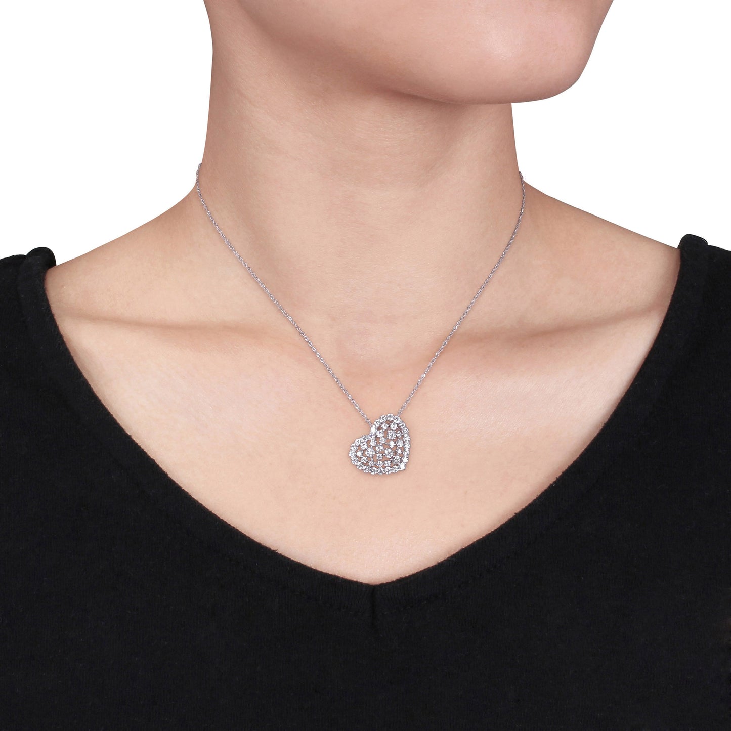 Round Cut Cubic Zirconia in 925 Sterling Silver Necklace 5