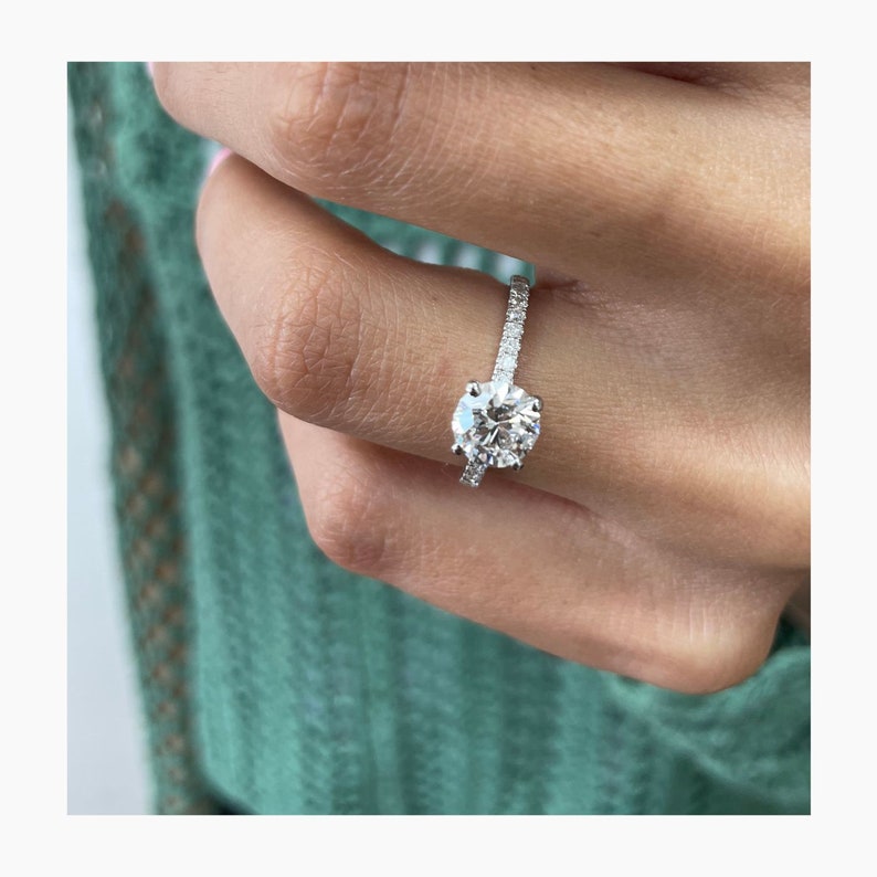Stunning 1.0 CT Round Shape Moissanite Engagement Ring with Pave Design 2