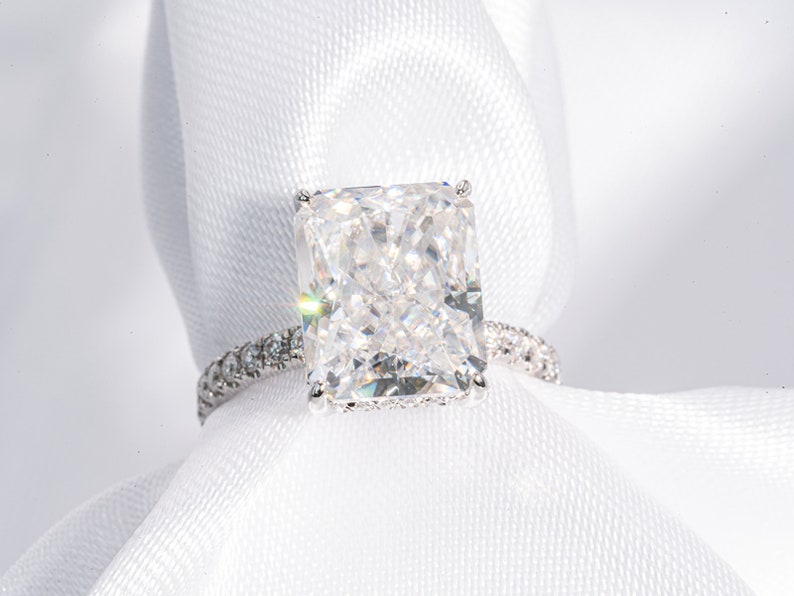 Stunning 5.0 CT Radiant Shaped Moissanite Engagement Ring with Hidden Halo & Pave Design 4